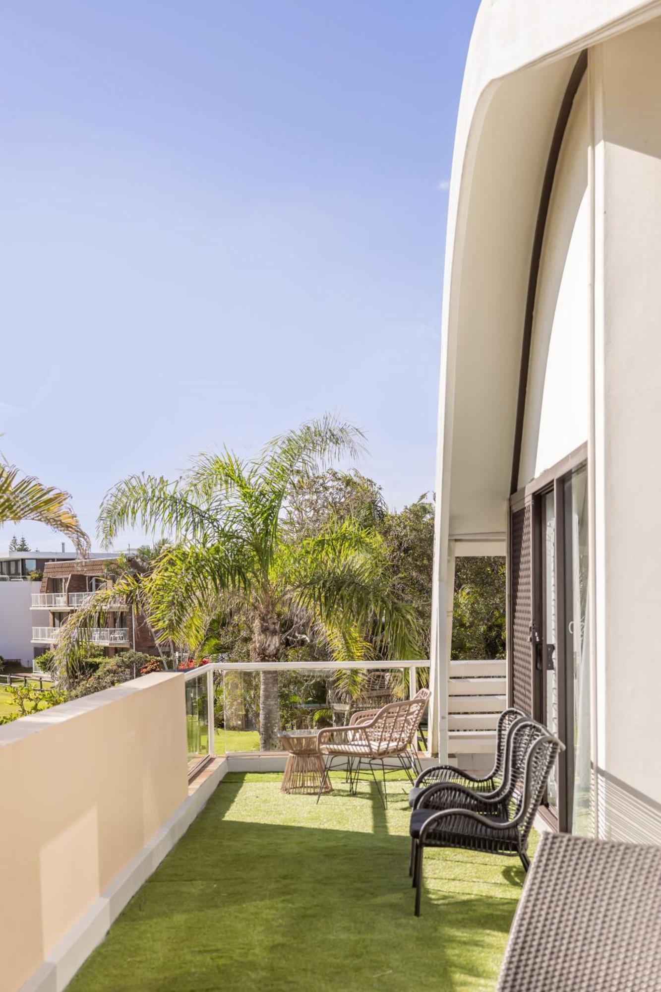 Waves Byron Bay Hotel Exterior foto
