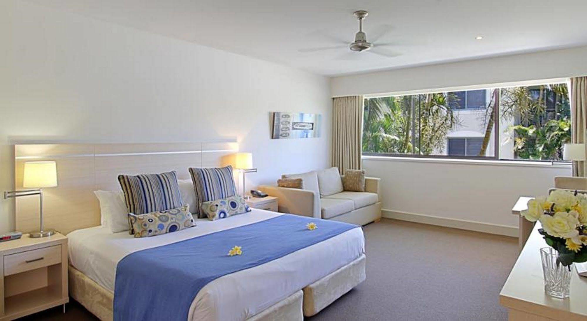 Waves Byron Bay Hotel Exterior foto